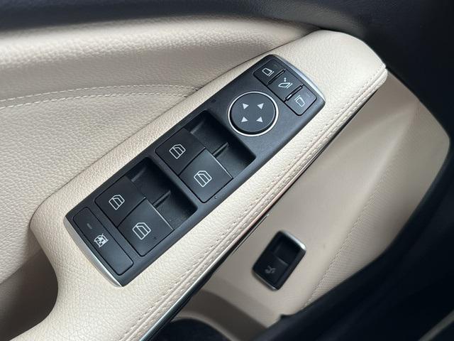 used 2020 Mercedes-Benz GLA 250 car, priced at $18,987