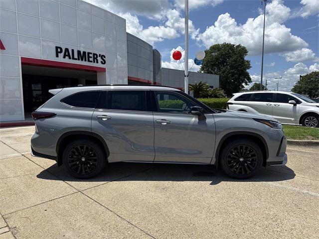 new 2025 Toyota Highlander car, priced at $51,908