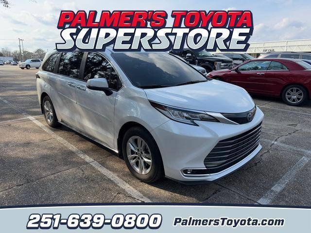 used 2024 Toyota Sienna car