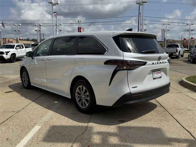 used 2024 Toyota Sienna car, priced at $47,987