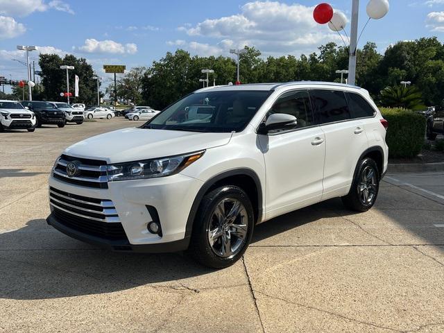 used 2017 Toyota Highlander car, priced at $28,927