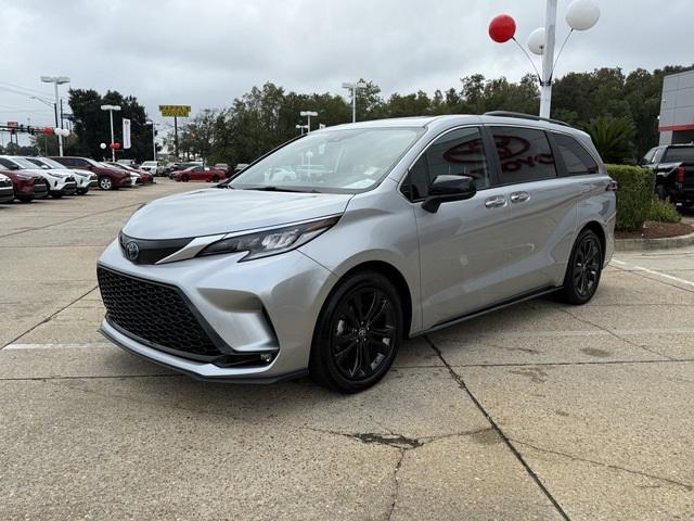 used 2023 Toyota Sienna car, priced at $49,987