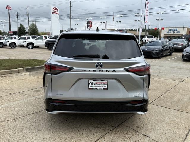 used 2023 Toyota Sienna car, priced at $49,987