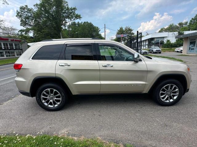 used 2014 Jeep Grand Cherokee car, priced at $13,900
