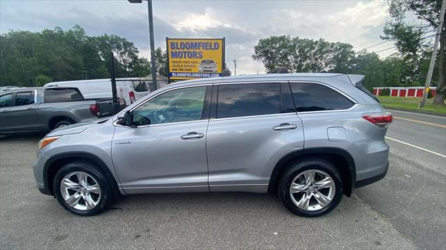 used 2014 Toyota Highlander Hybrid car, priced at $15,900