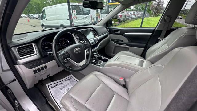 used 2015 Toyota Highlander car, priced at $14,990