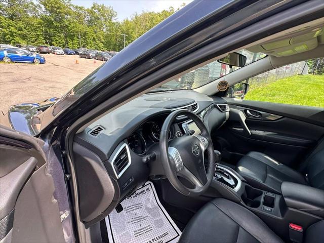 used 2014 Nissan Rogue car, priced at $9,900