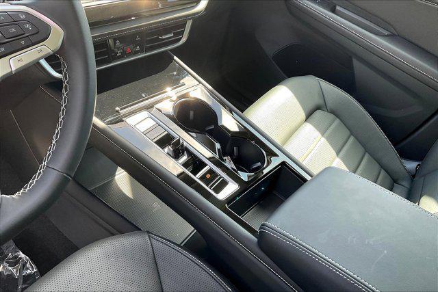 new 2025 Volkswagen Atlas car, priced at $51,239