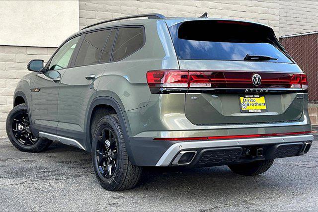 new 2024 Volkswagen Atlas car, priced at $49,983