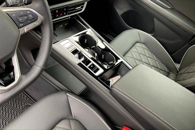 new 2025 Volkswagen Atlas car, priced at $57,394