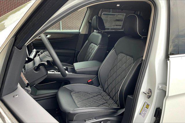 new 2025 Volkswagen Atlas car, priced at $57,394