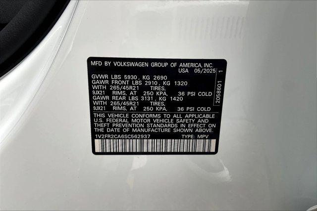 new 2025 Volkswagen Atlas car, priced at $57,394