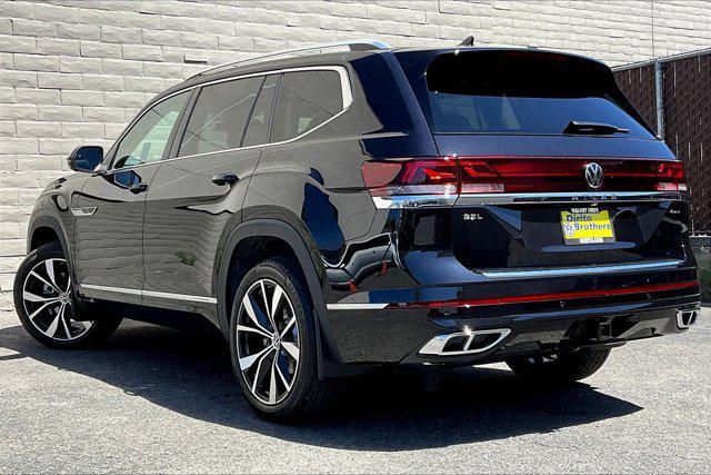 new 2024 Volkswagen Atlas car, priced at $55,066