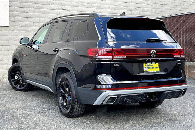 new 2024 Volkswagen Atlas car, priced at $54,424