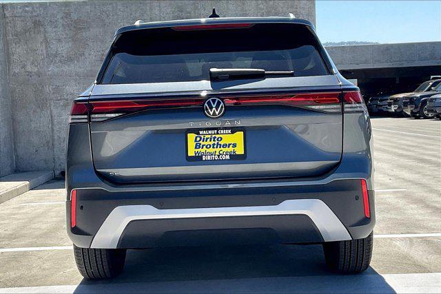 new 2025 Volkswagen Tiguan car, priced at $35,220