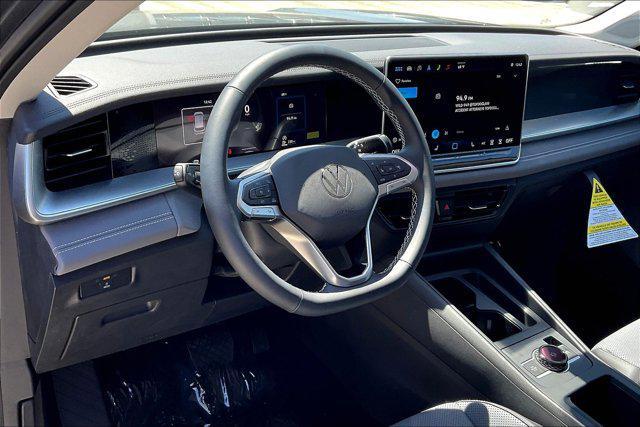 new 2025 Volkswagen Tiguan car, priced at $35,220