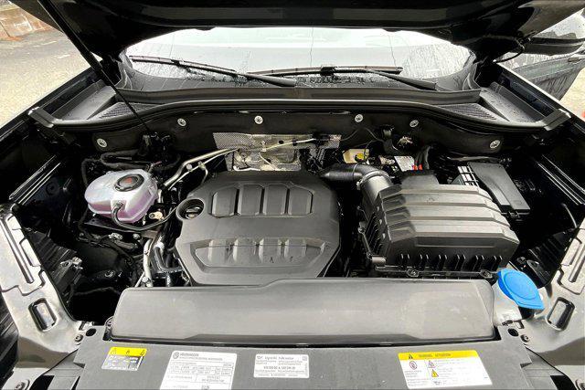 new 2025 Volkswagen Atlas car, priced at $57,171