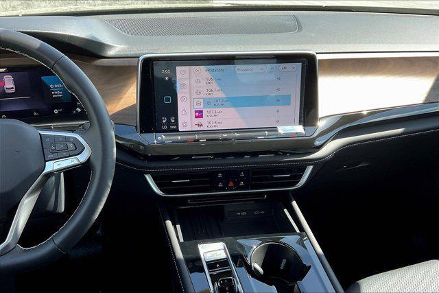 new 2025 Volkswagen Atlas car, priced at $47,086