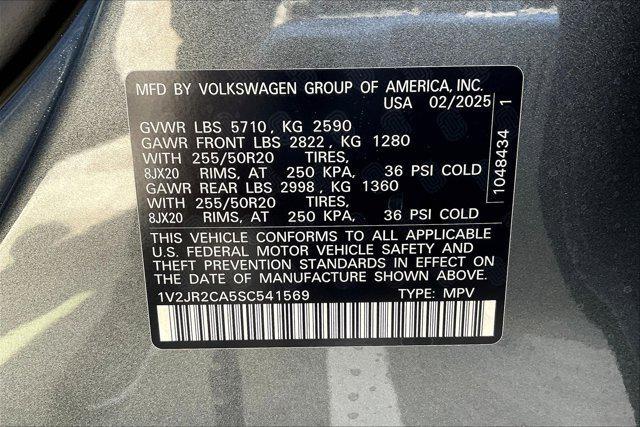 new 2025 Volkswagen Atlas car, priced at $47,086