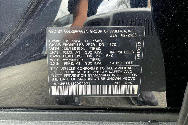 new 2025 Volkswagen ID.4 car, priced at $47,176