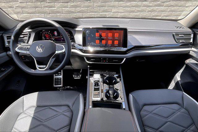 new 2024 Volkswagen Atlas car, priced at $50,534