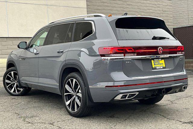 new 2025 Volkswagen Atlas car, priced at $56,701