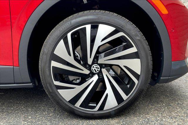 new 2025 Volkswagen ID.4 car, priced at $60,236