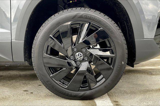 new 2024 Volkswagen Taos car, priced at $33,888