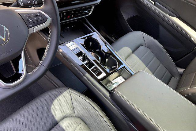 new 2025 Volkswagen Atlas car, priced at $51,239