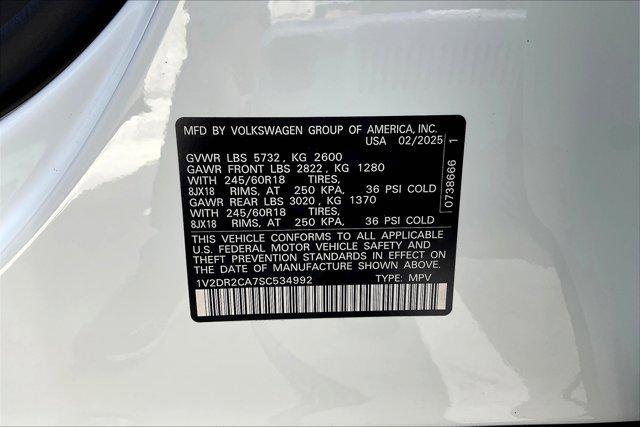 new 2025 Volkswagen Atlas car, priced at $40,204