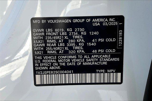new 2025 Volkswagen ID.4 car, priced at $59,831