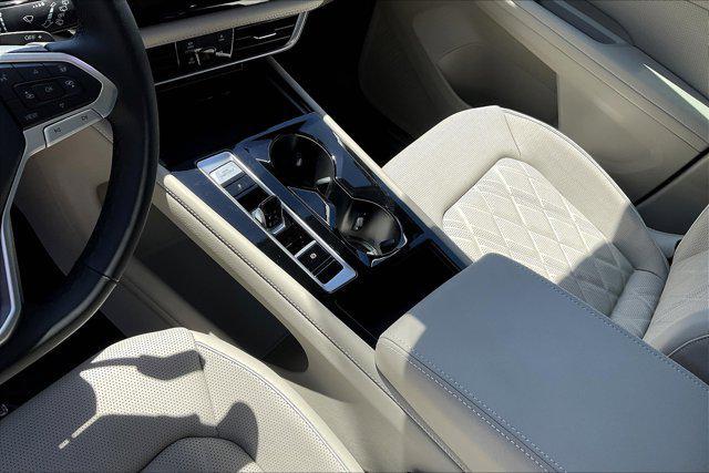 new 2025 Volkswagen Atlas car, priced at $57,931