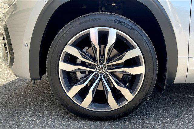 used 2021 Volkswagen Atlas Cross Sport car, priced at $31,781