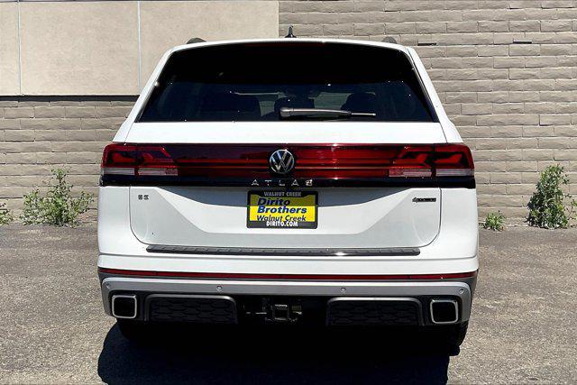 new 2024 Volkswagen Atlas car, priced at $50,211