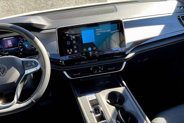 new 2026 Volkswagen Atlas Cross Sport car, priced at $42,426