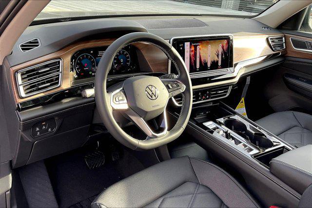 new 2024 Volkswagen Atlas car, priced at $45,324