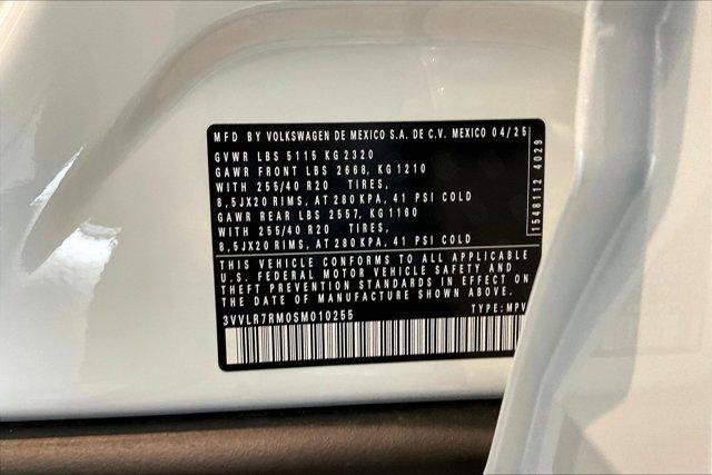 new 2025 Volkswagen Tiguan car, priced at $43,296