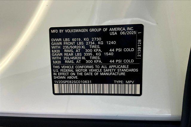 new 2025 Volkswagen ID.4 car, priced at $51,186