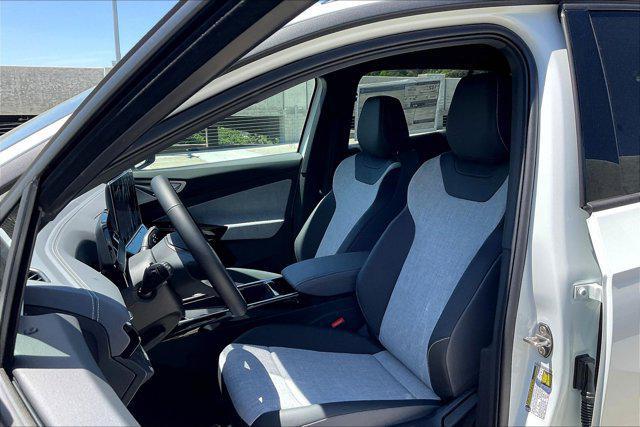 new 2025 Volkswagen ID.4 car, priced at $51,186