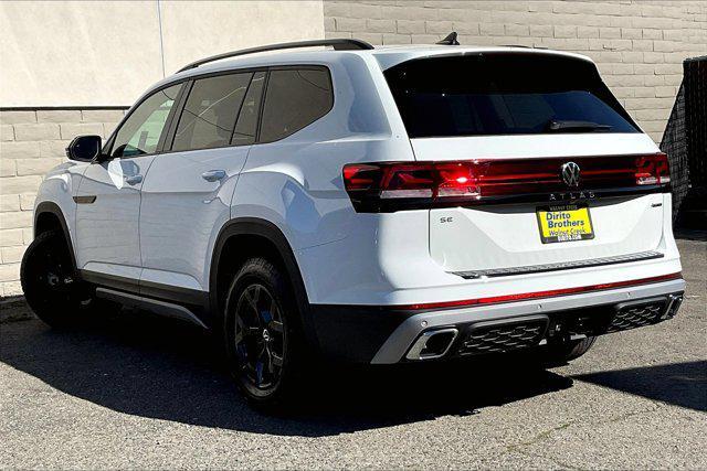 new 2025 Volkswagen Atlas car, priced at $49,059