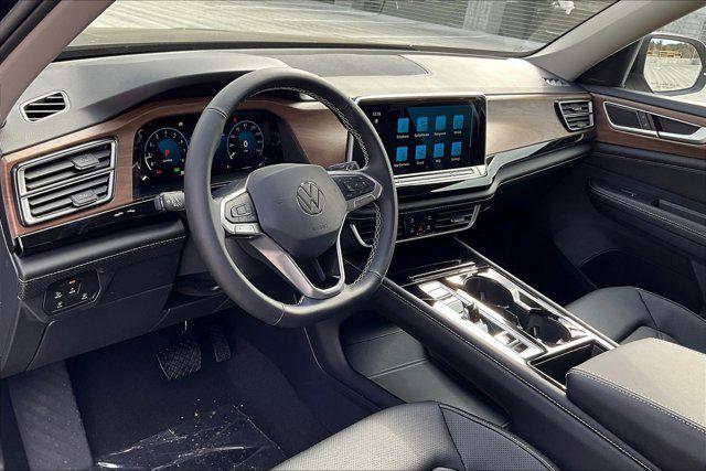 new 2025 Volkswagen Atlas car, priced at $48,387