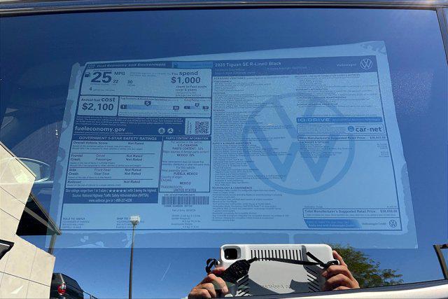 new 2025 Volkswagen Tiguan car, priced at $38,959