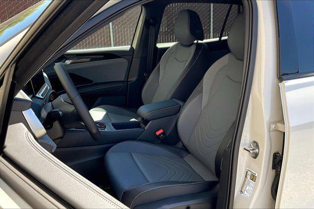 new 2025 Volkswagen Tiguan car, priced at $38,959