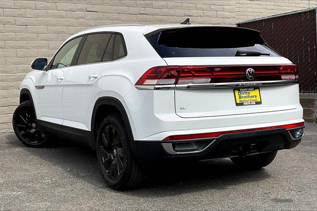 new 2024 Volkswagen Atlas Cross Sport car, priced at $47,421