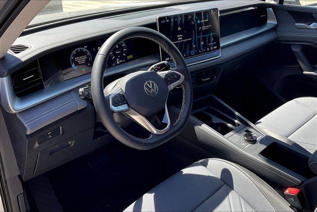 new 2025 Volkswagen Tiguan car, priced at $36,826
