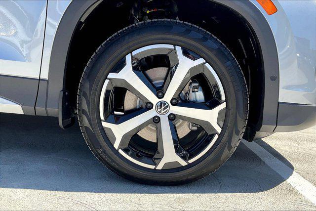 new 2025 Volkswagen Tiguan car, priced at $36,826