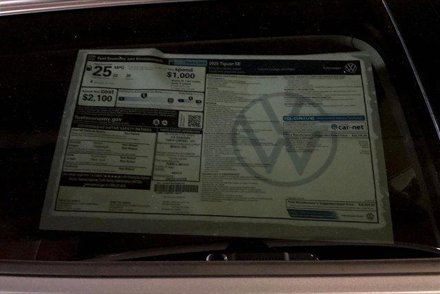 new 2025 Volkswagen Tiguan car, priced at $36,826