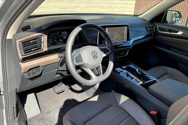 new 2024 Volkswagen Atlas car, priced at $51,416
