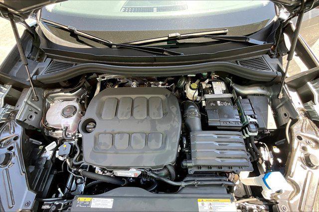 new 2025 Volkswagen Tiguan car, priced at $31,326