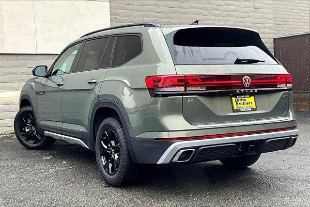 new 2025 Volkswagen Atlas car, priced at $49,059